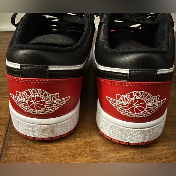 Men's Air Jordan 1 low Black and Red Sneakers - Picture 7 of 9
